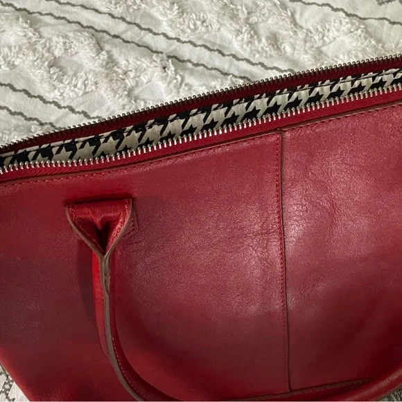 Red Leather Bag - Picture 3 of 12